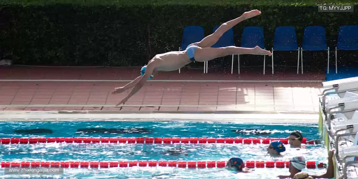 🏀✨ 巅峰对决，热血沸腾！